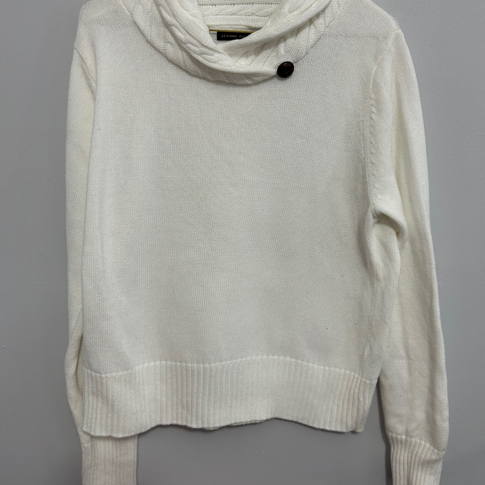 White sweater with chunky collar